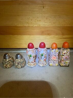 Decorative Shell-Covered Salt & Pepper Shakers Set - Pink, Orange, Cream